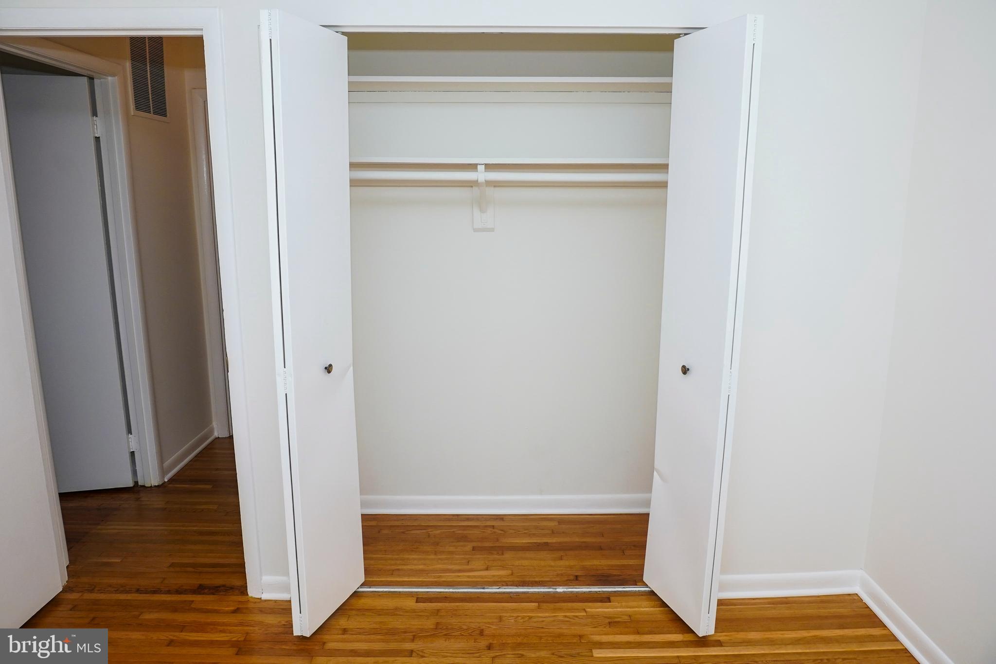 WALKER HILL - Residential