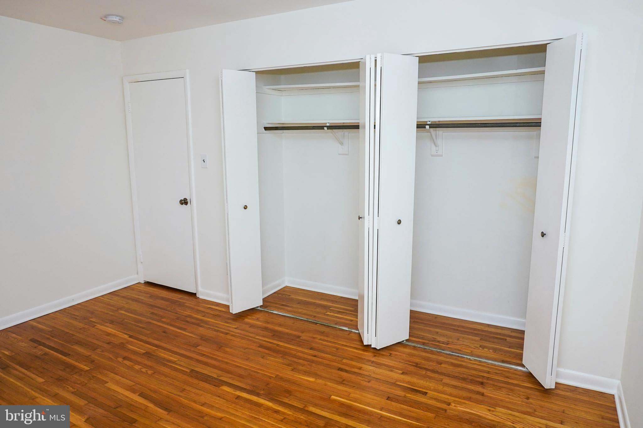 WALKER HILL - Residential