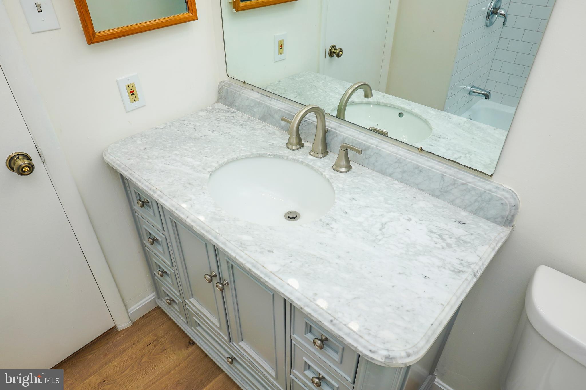 WALKER HILL - Residential