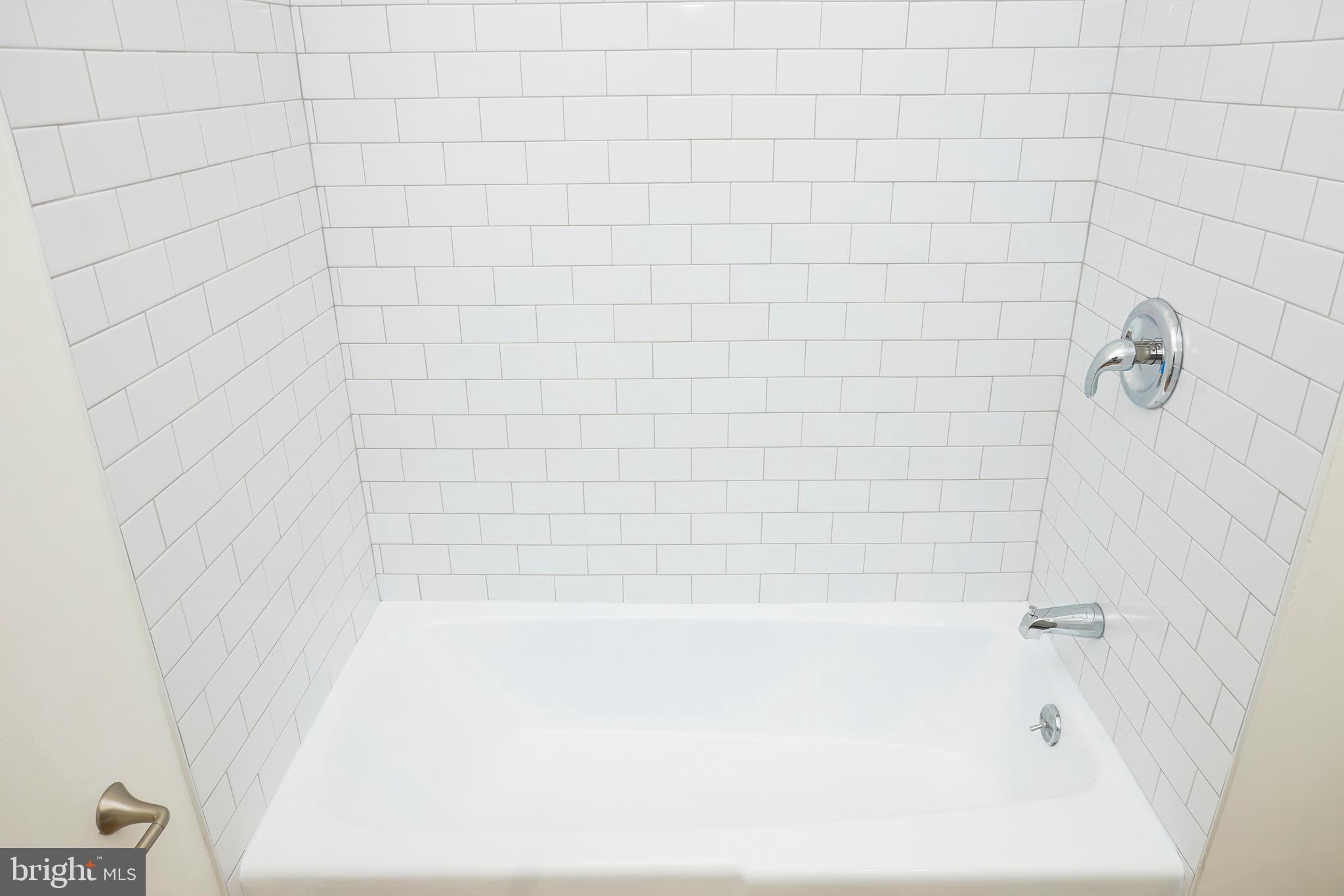 WALKER HILL - Residential