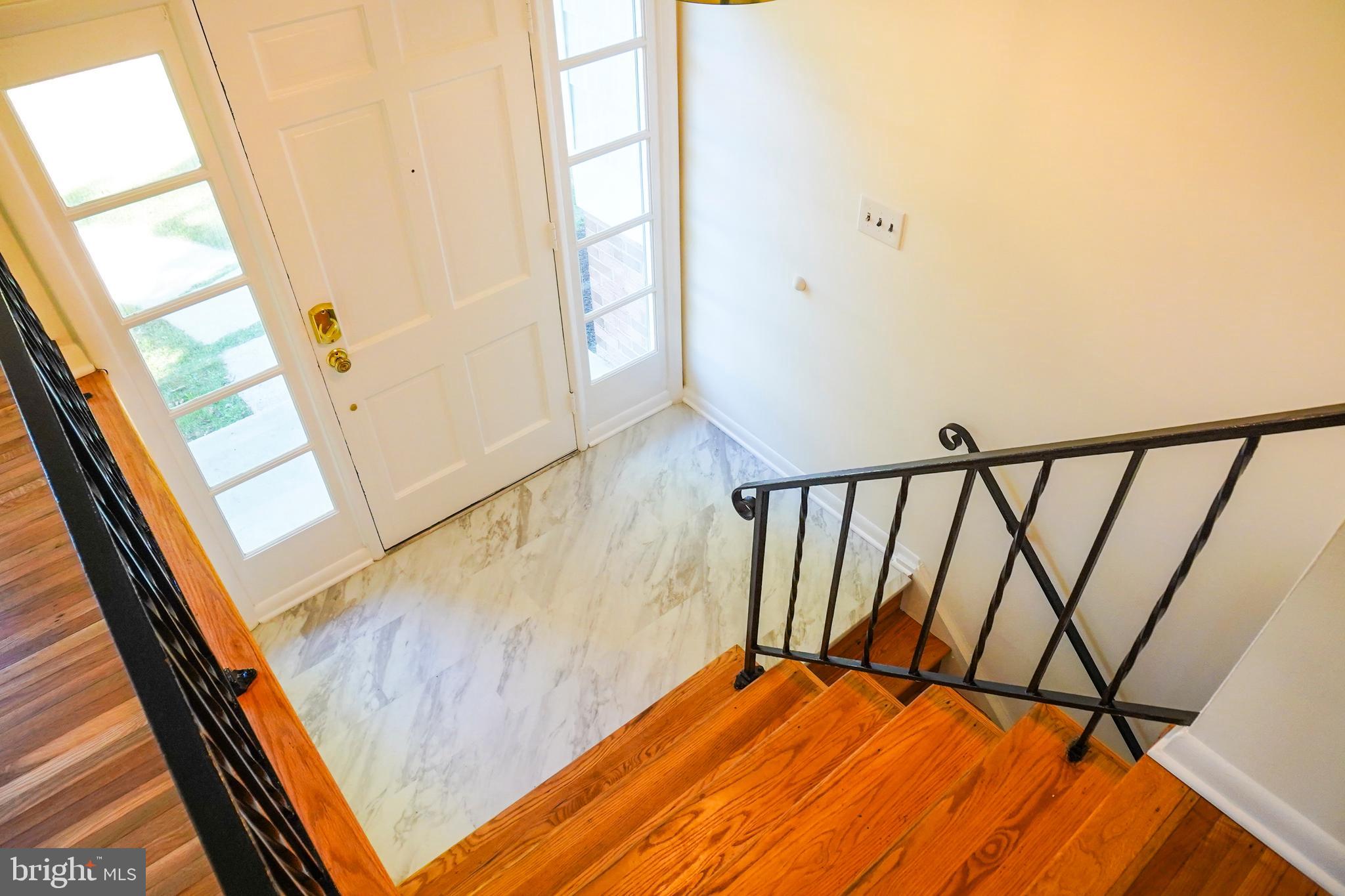 WALKER HILL - Residential