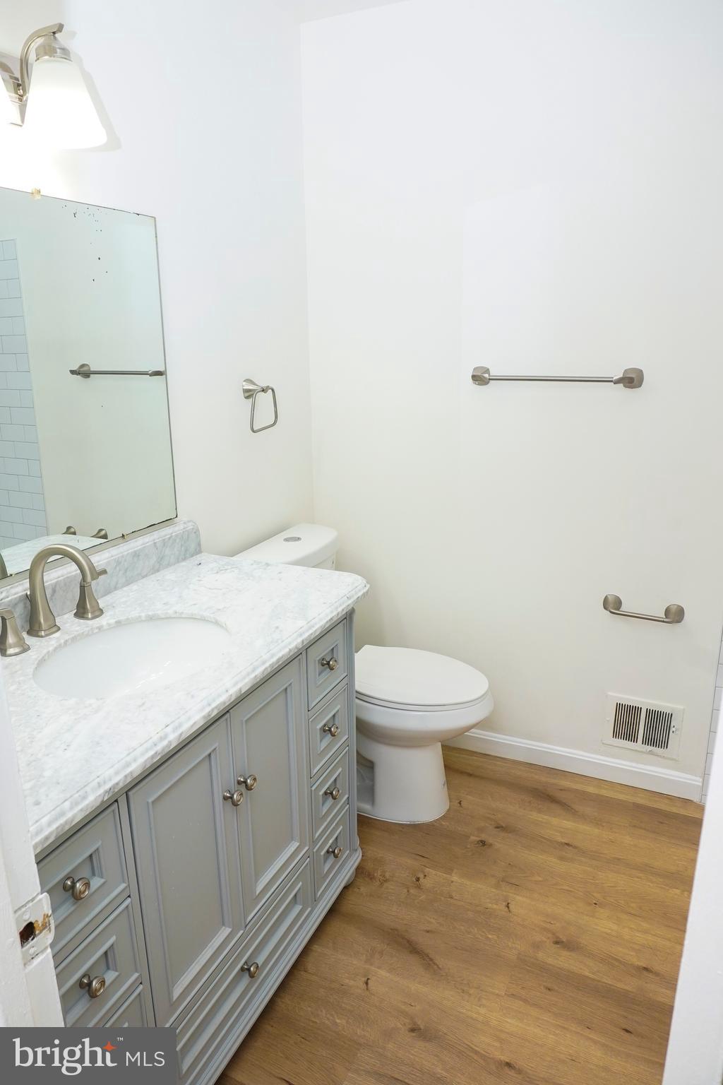 WALKER HILL - Residential