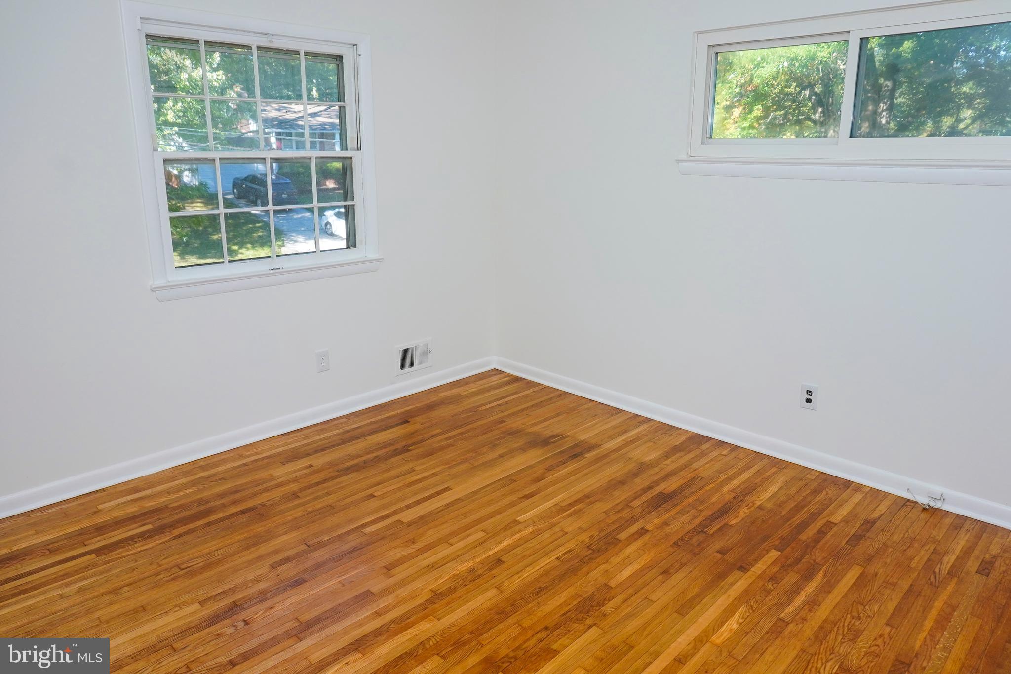 WALKER HILL - Residential