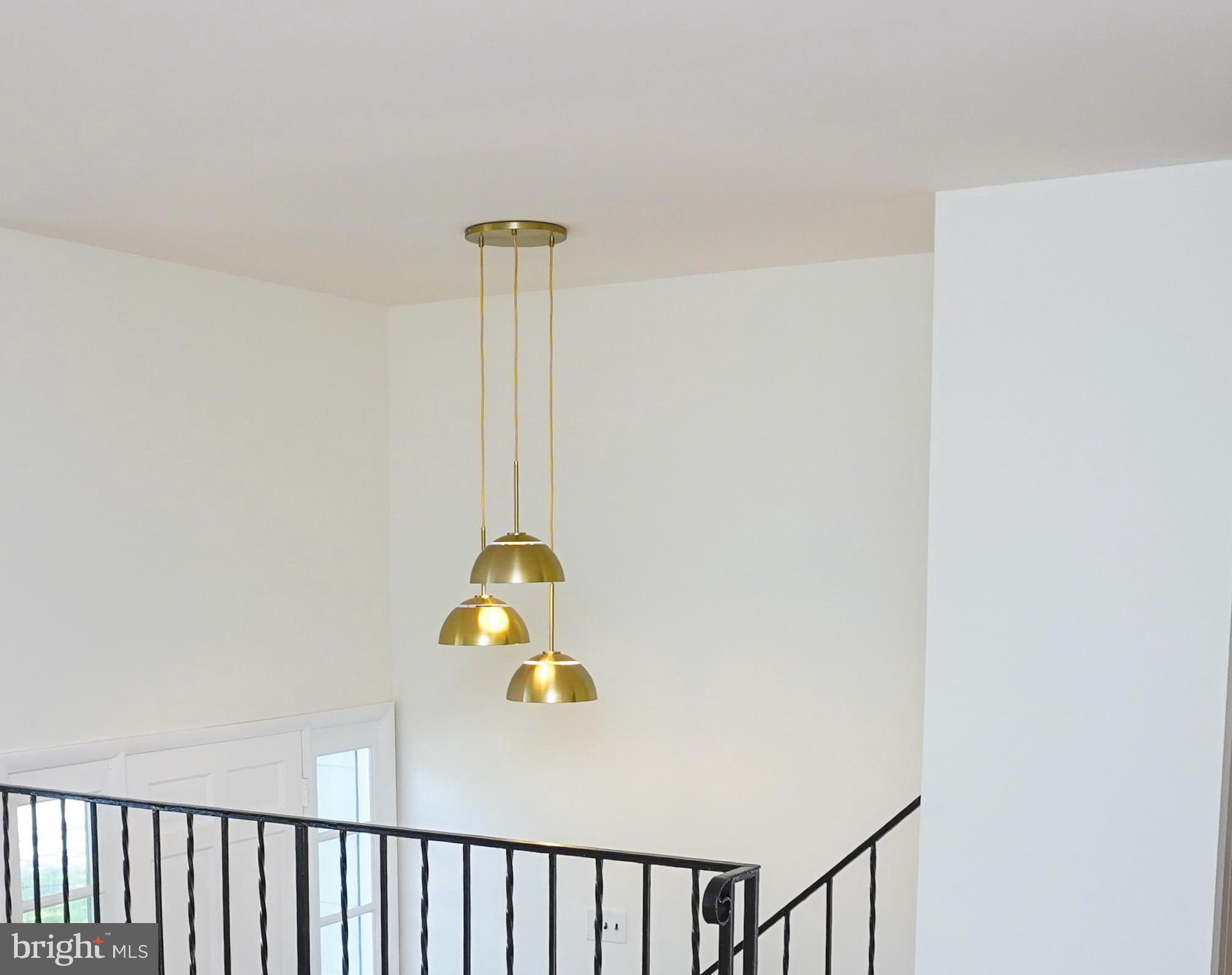 WALKER HILL - Residential