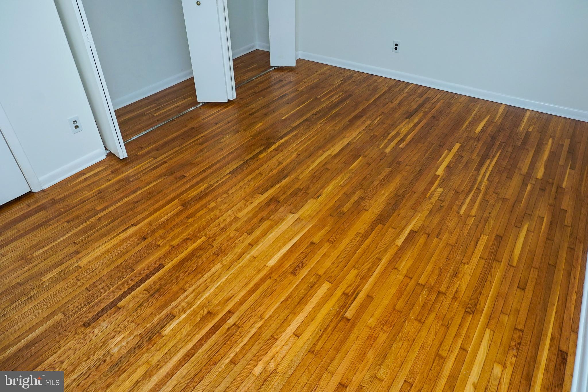 WALKER HILL - Residential