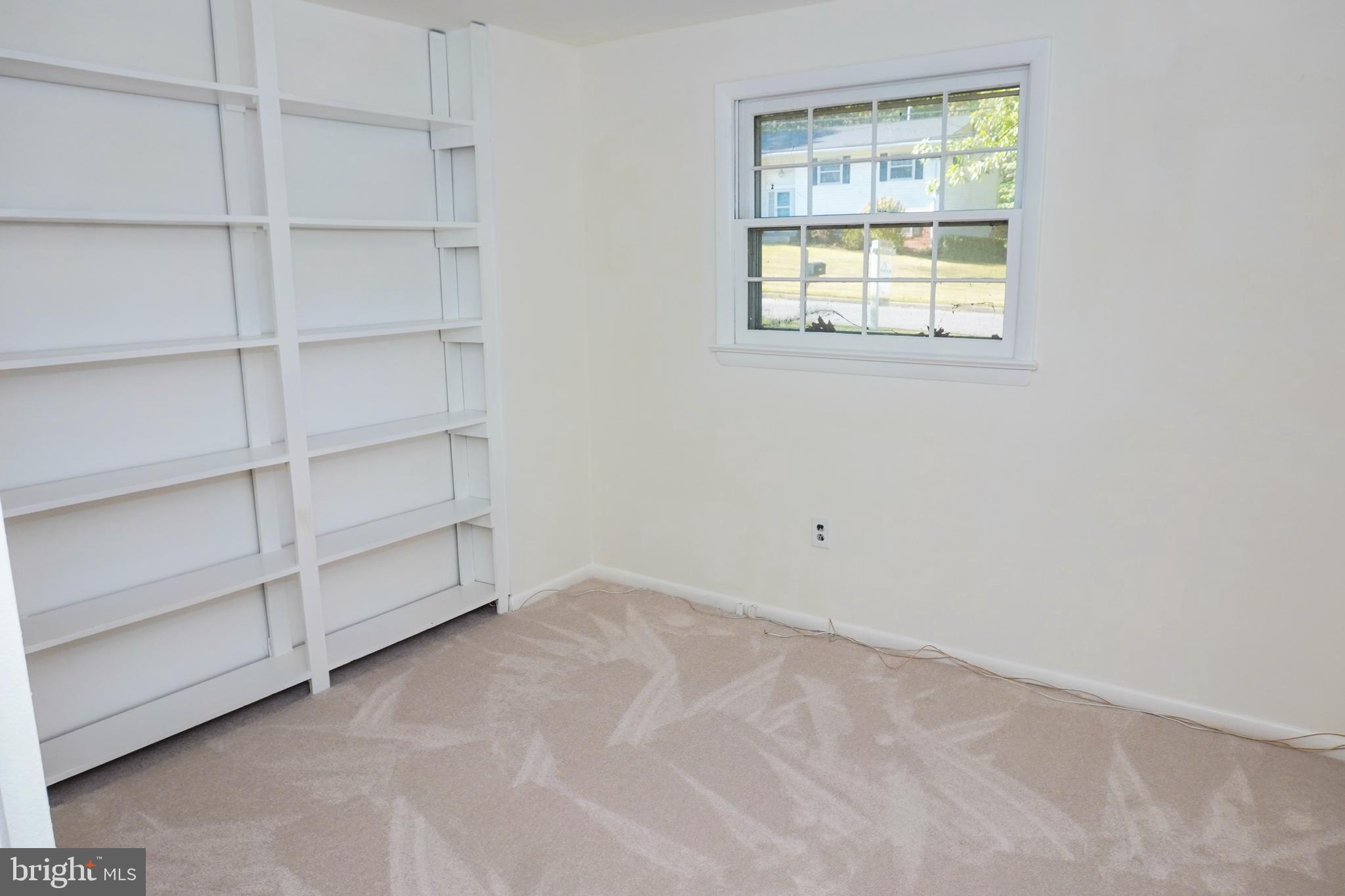 WALKER HILL - Residential