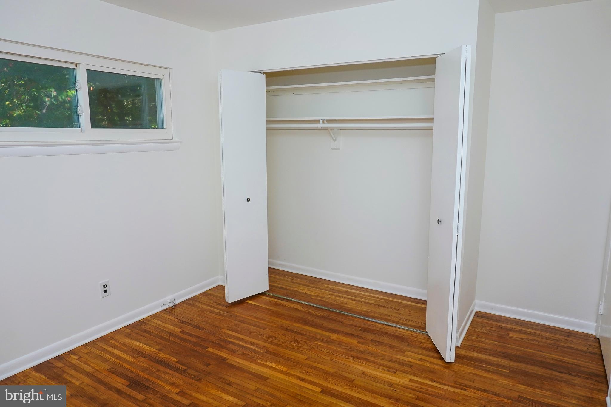 WALKER HILL - Residential