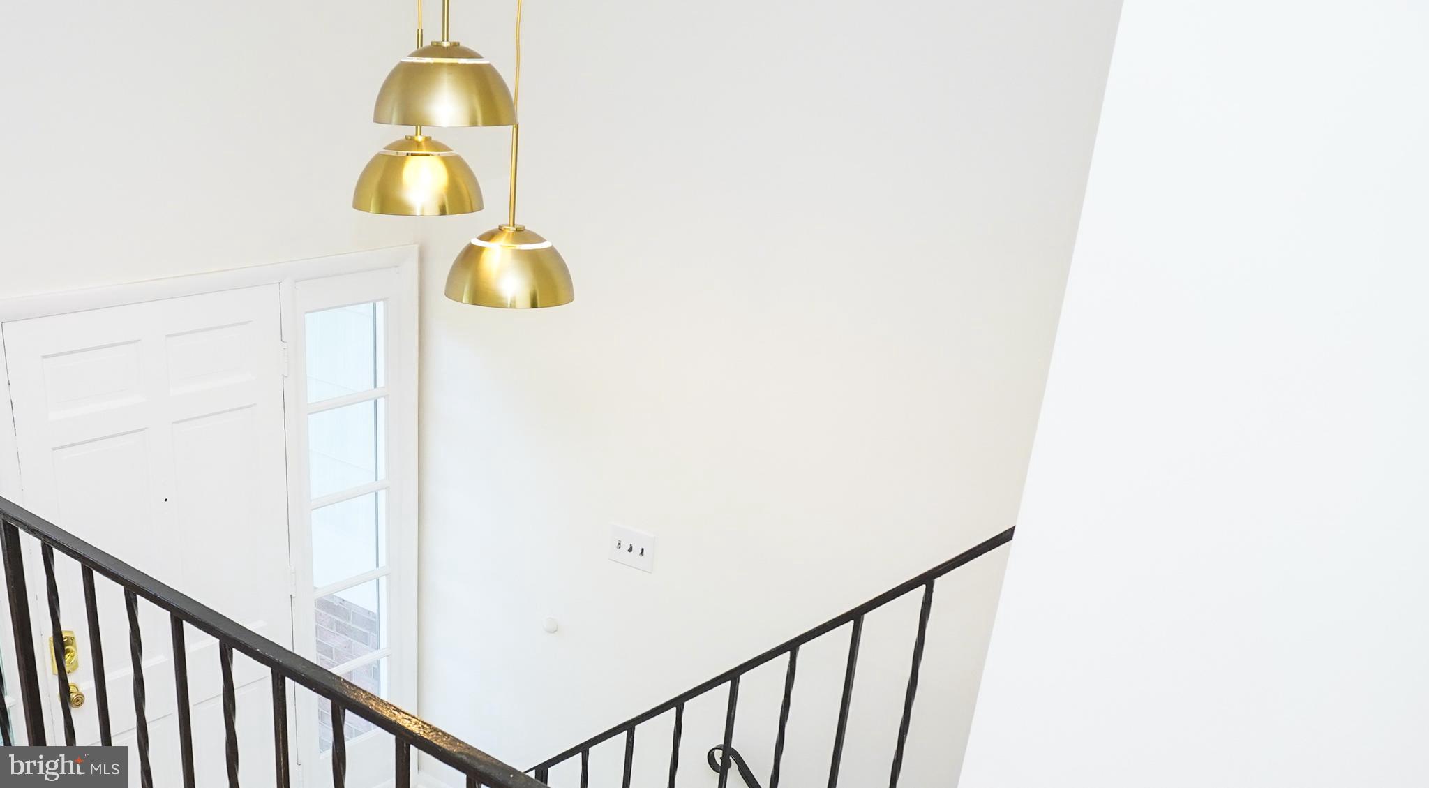 WALKER HILL - Residential