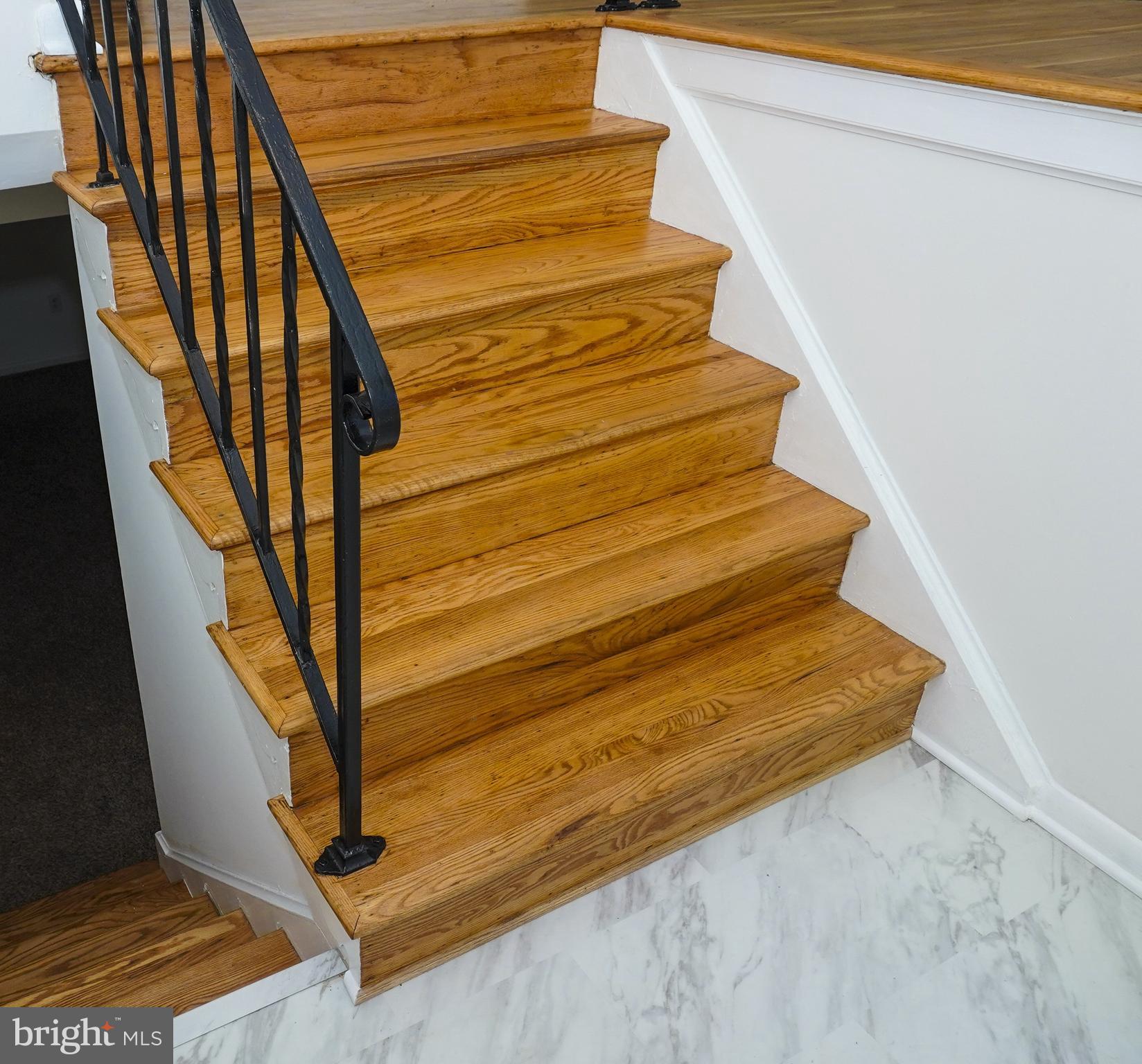 WALKER HILL - Residential