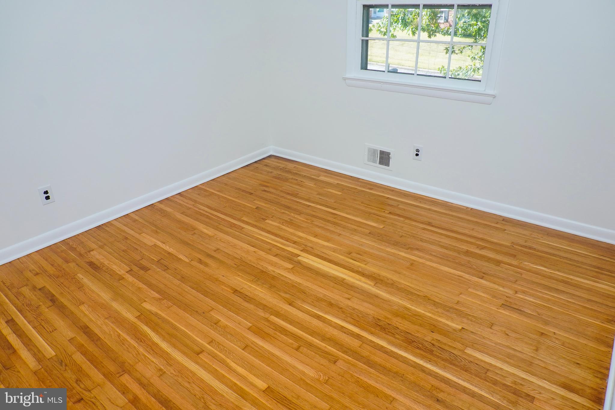 WALKER HILL - Residential