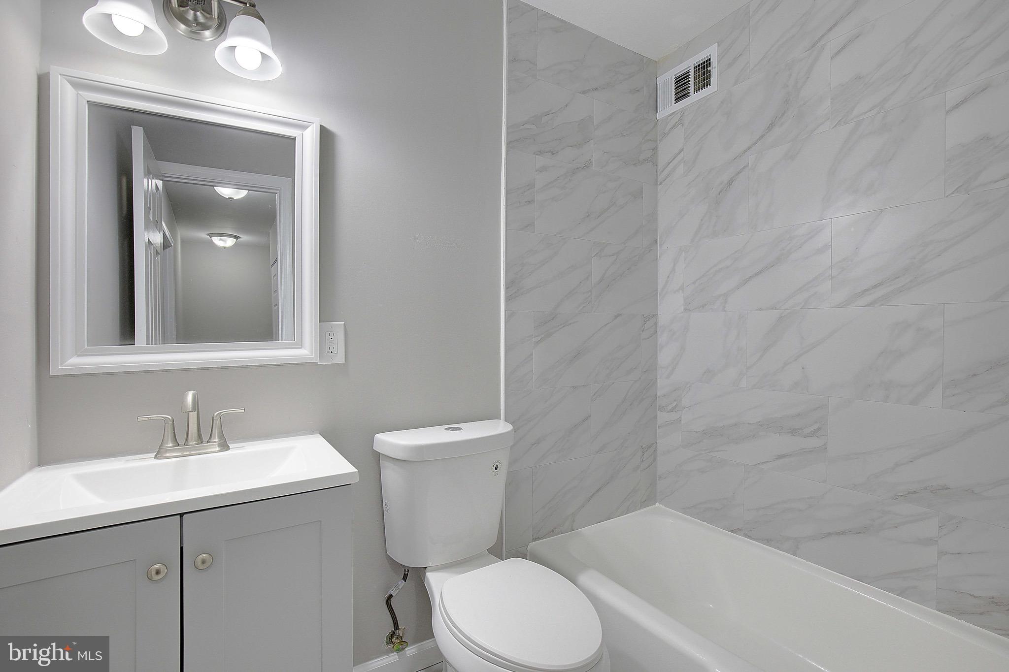 CAPITOL HEIGHTS - Residential Lease