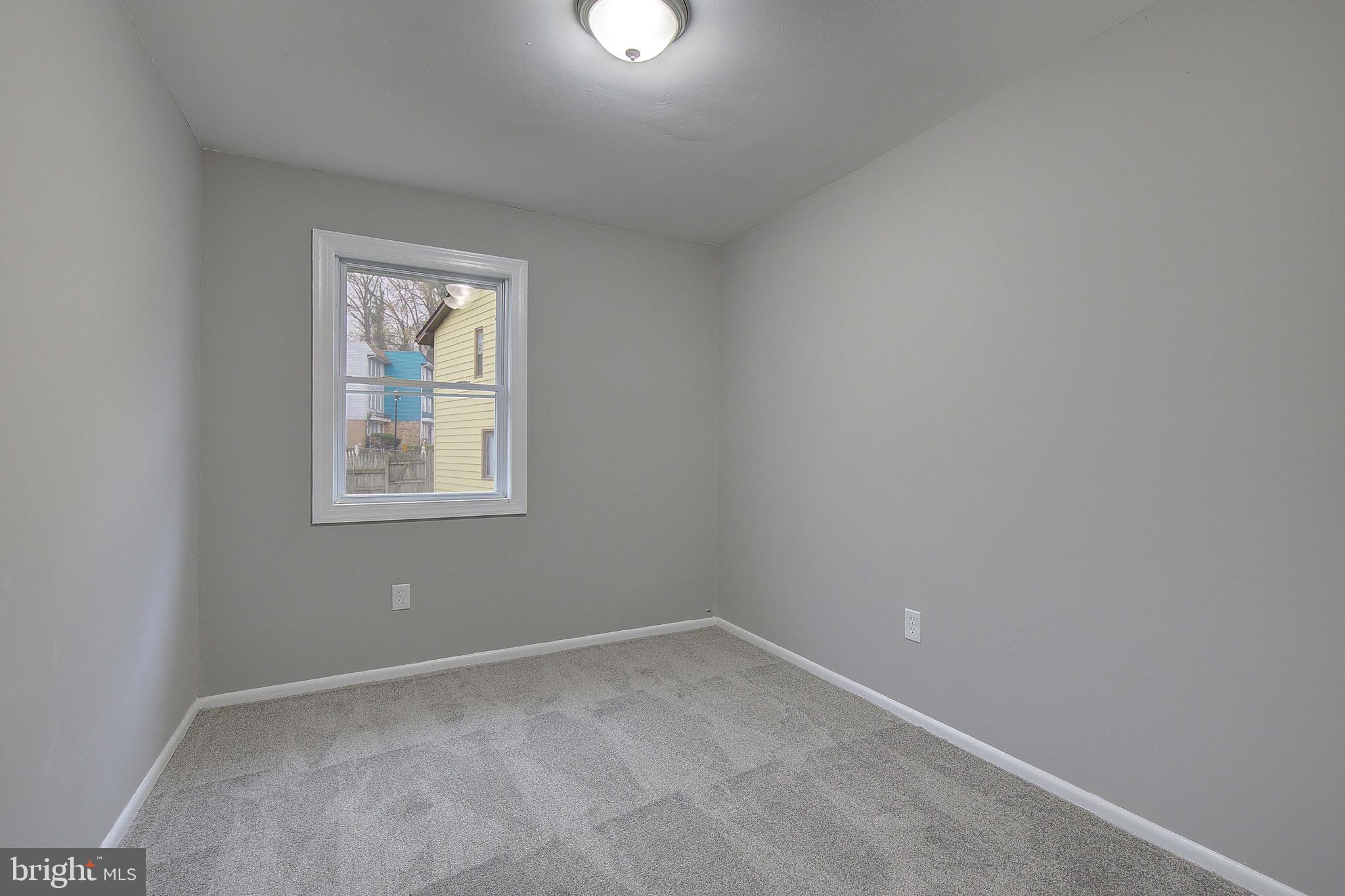 CAPITOL HEIGHTS - Residential Lease