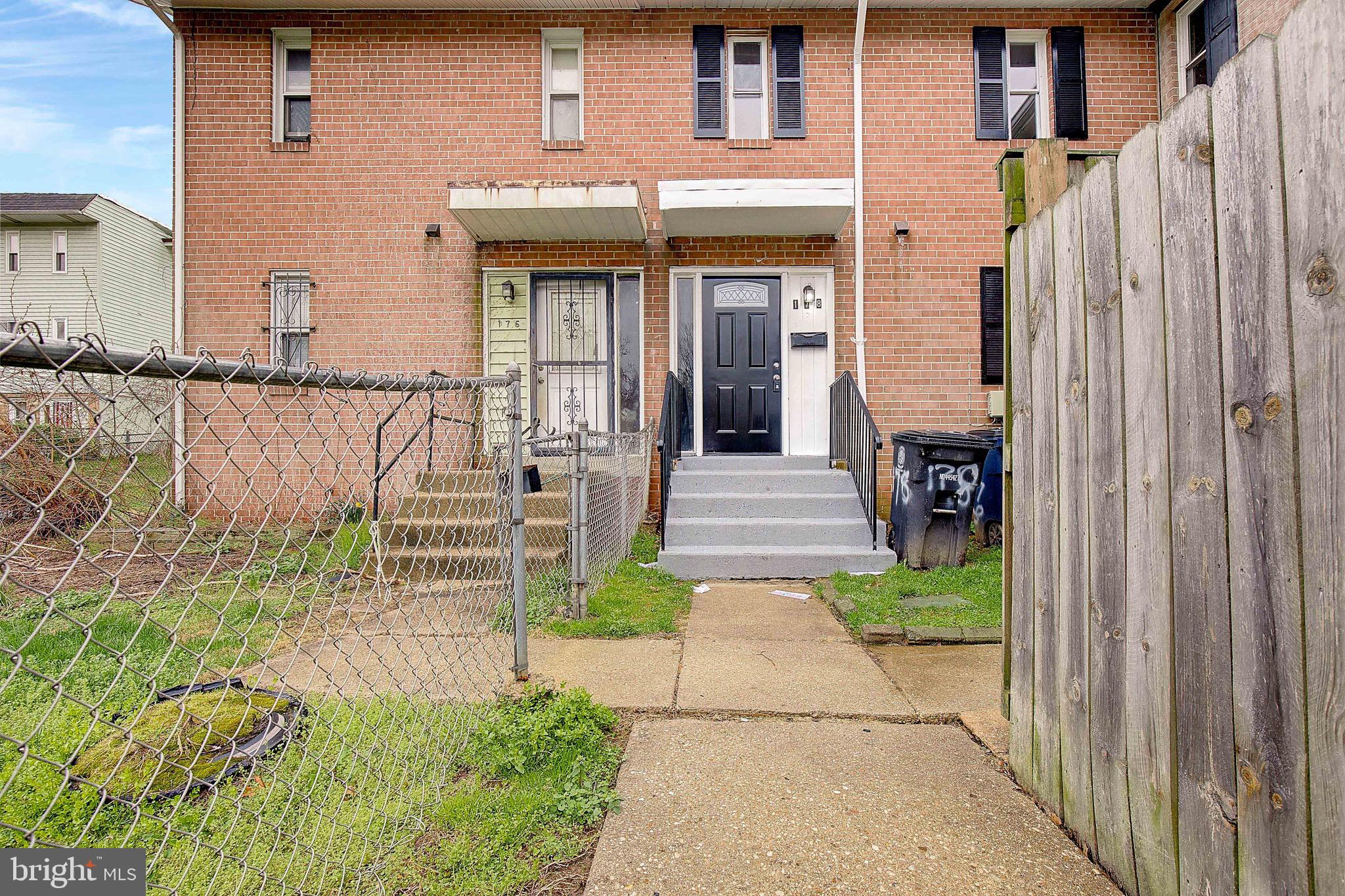 CAPITOL HEIGHTS - Residential Lease