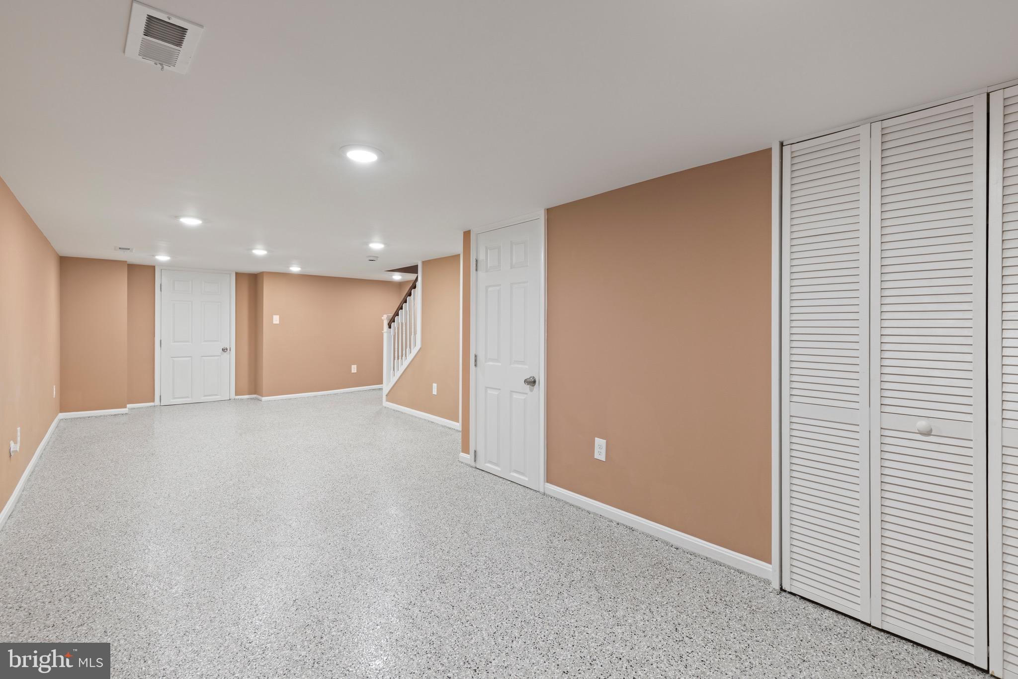 EAST BALTIMORE MIDWAY - Residential