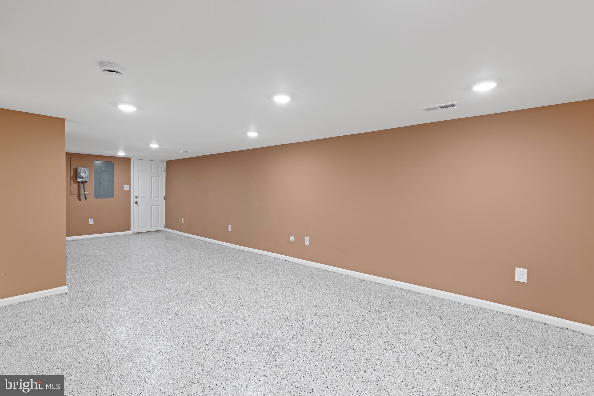 EAST BALTIMORE MIDWAY - Residential