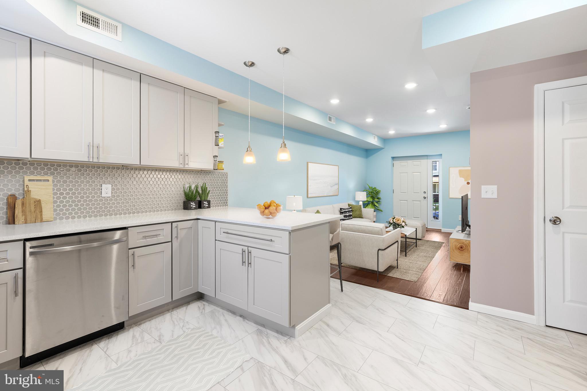 EAST BALTIMORE MIDWAY - Residential