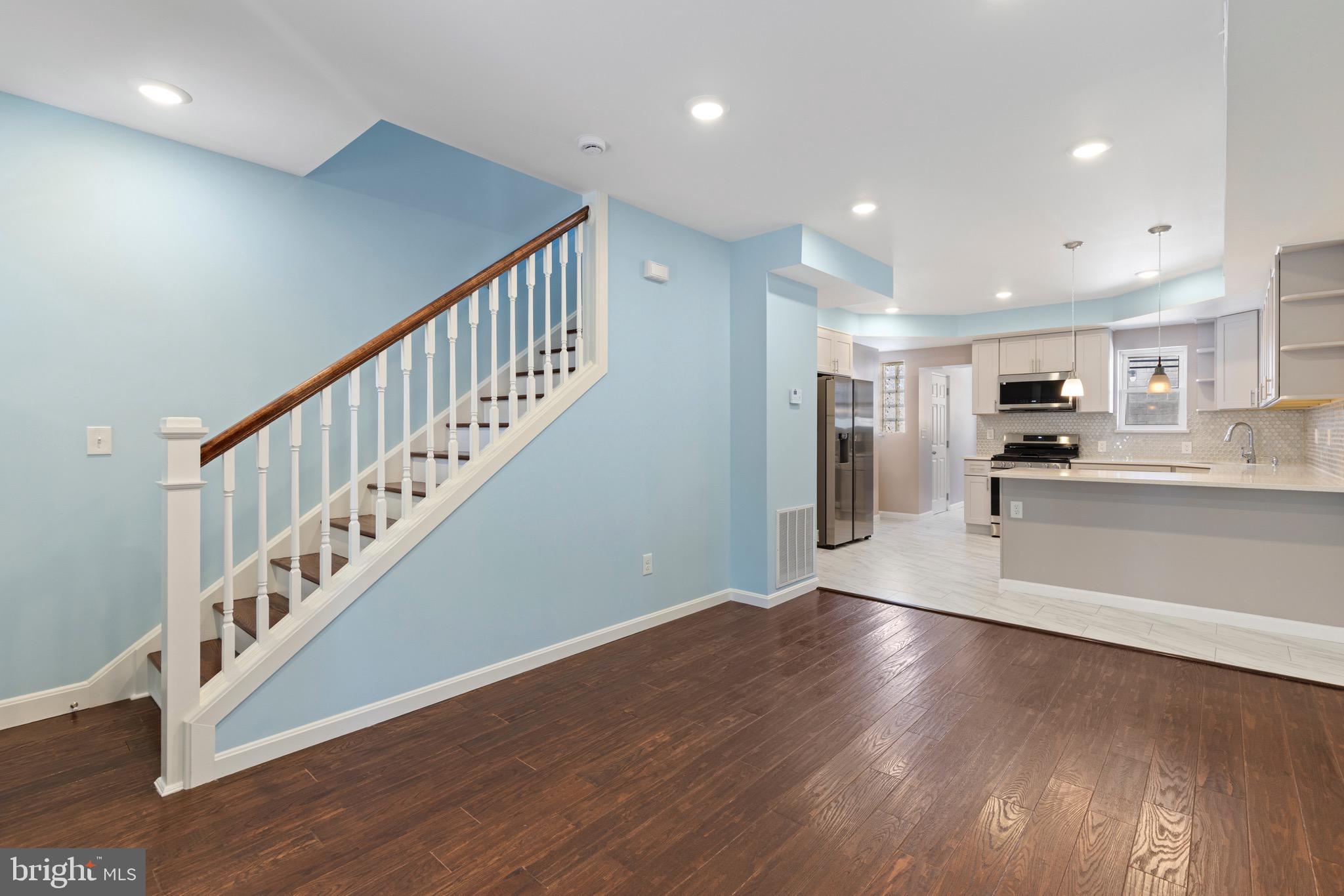 EAST BALTIMORE MIDWAY - Residential