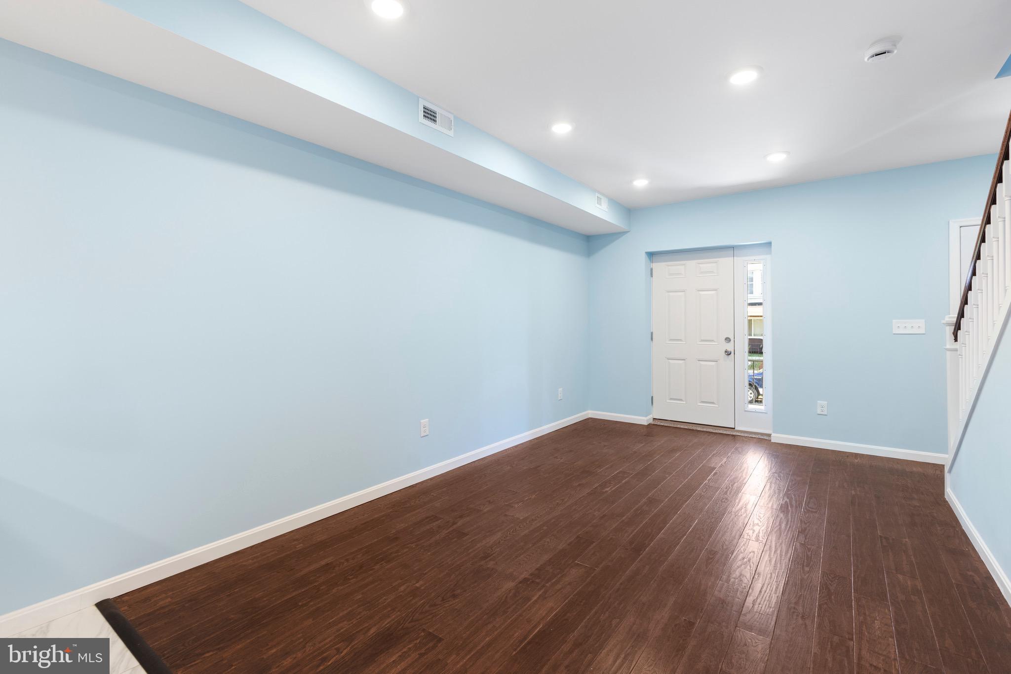 EAST BALTIMORE MIDWAY - Residential