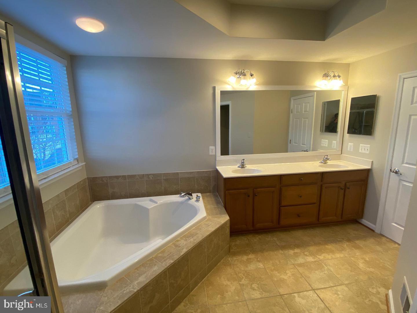 BRAMBLETON - Residential Lease