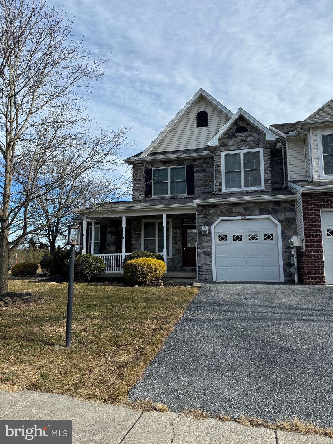 GLENBROOK - Residential