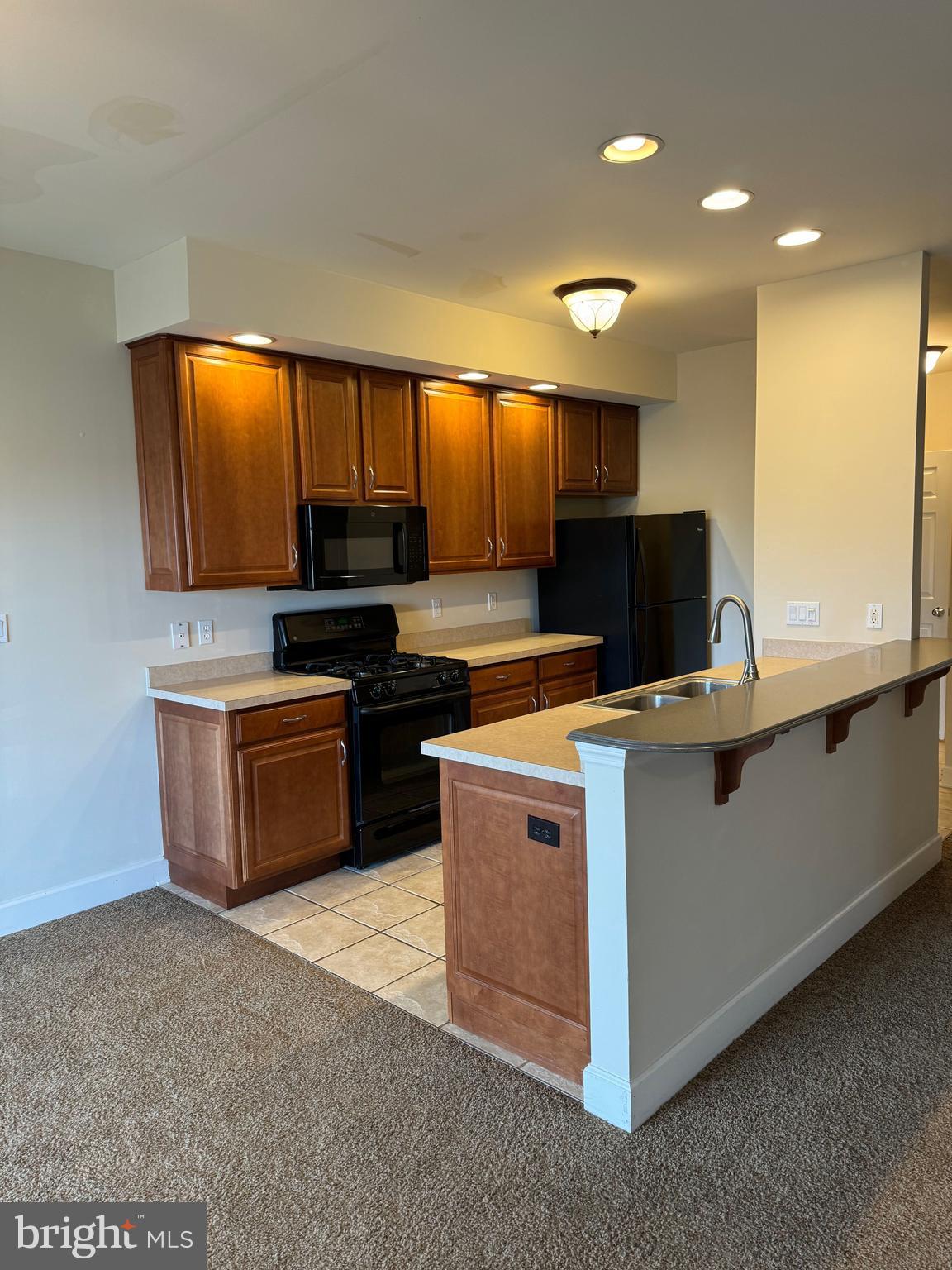 GLENBROOK - Residential