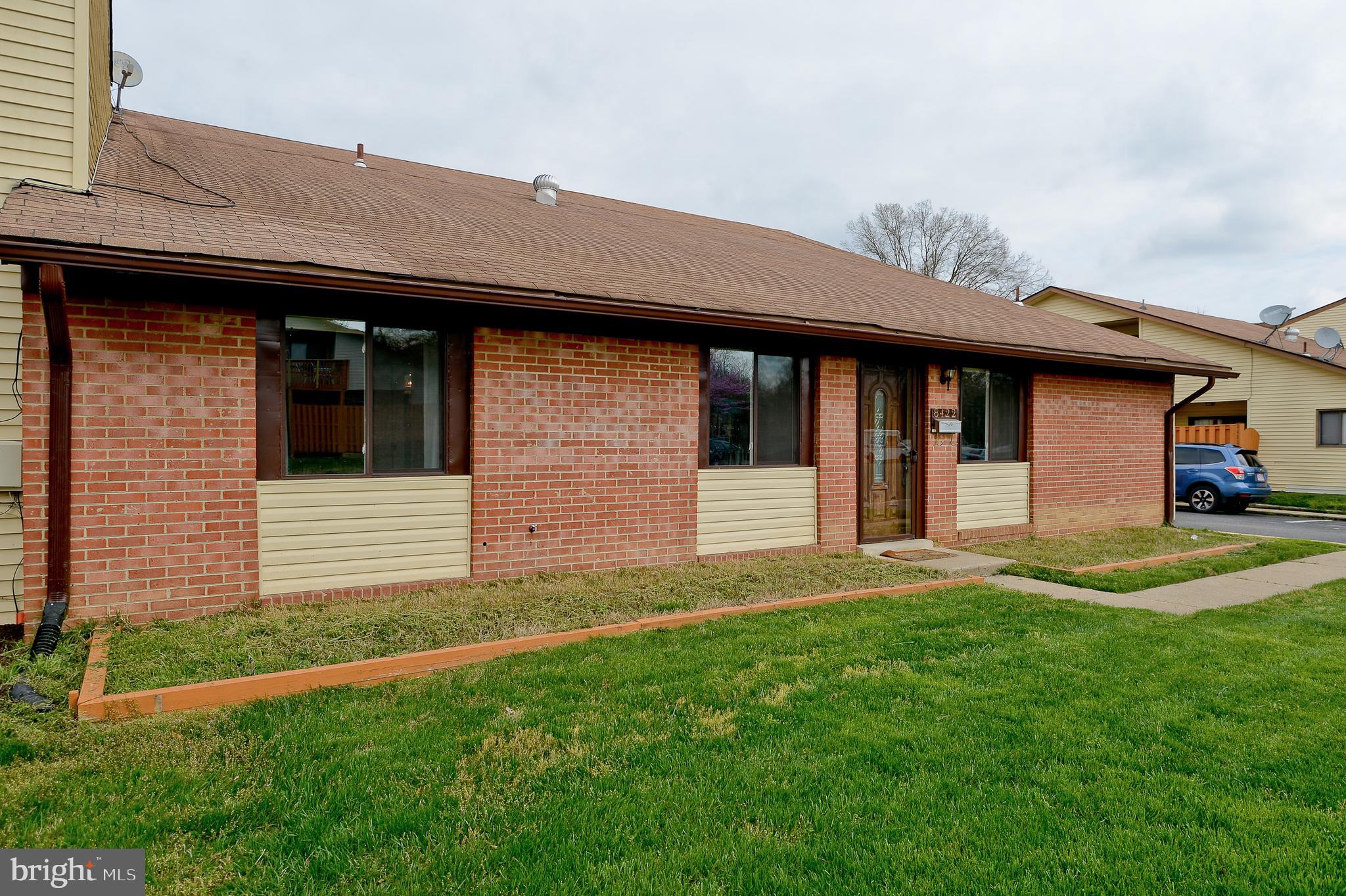 PINEWOOD LAWNS - Residential Lease