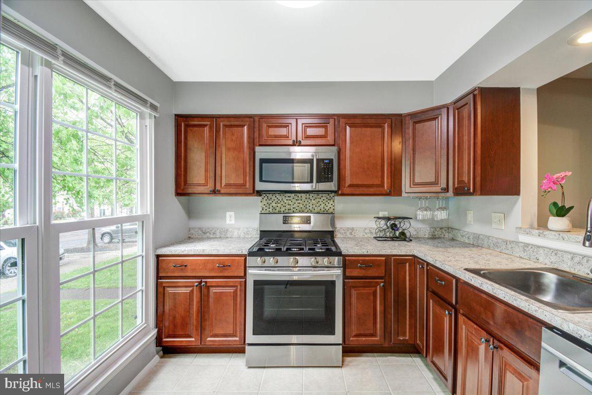 PLANTATIONS II - Residential