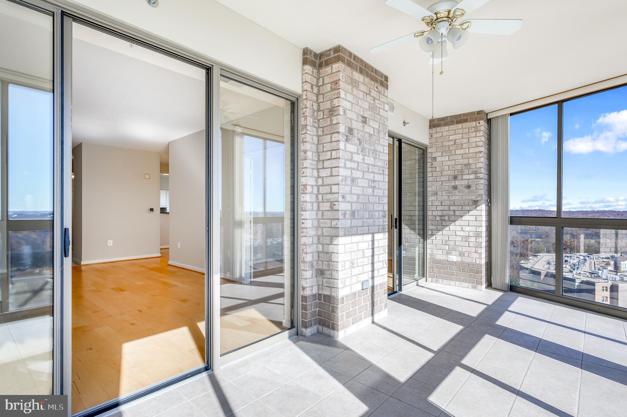 LANSDOWNE WOODS - Residential Lease