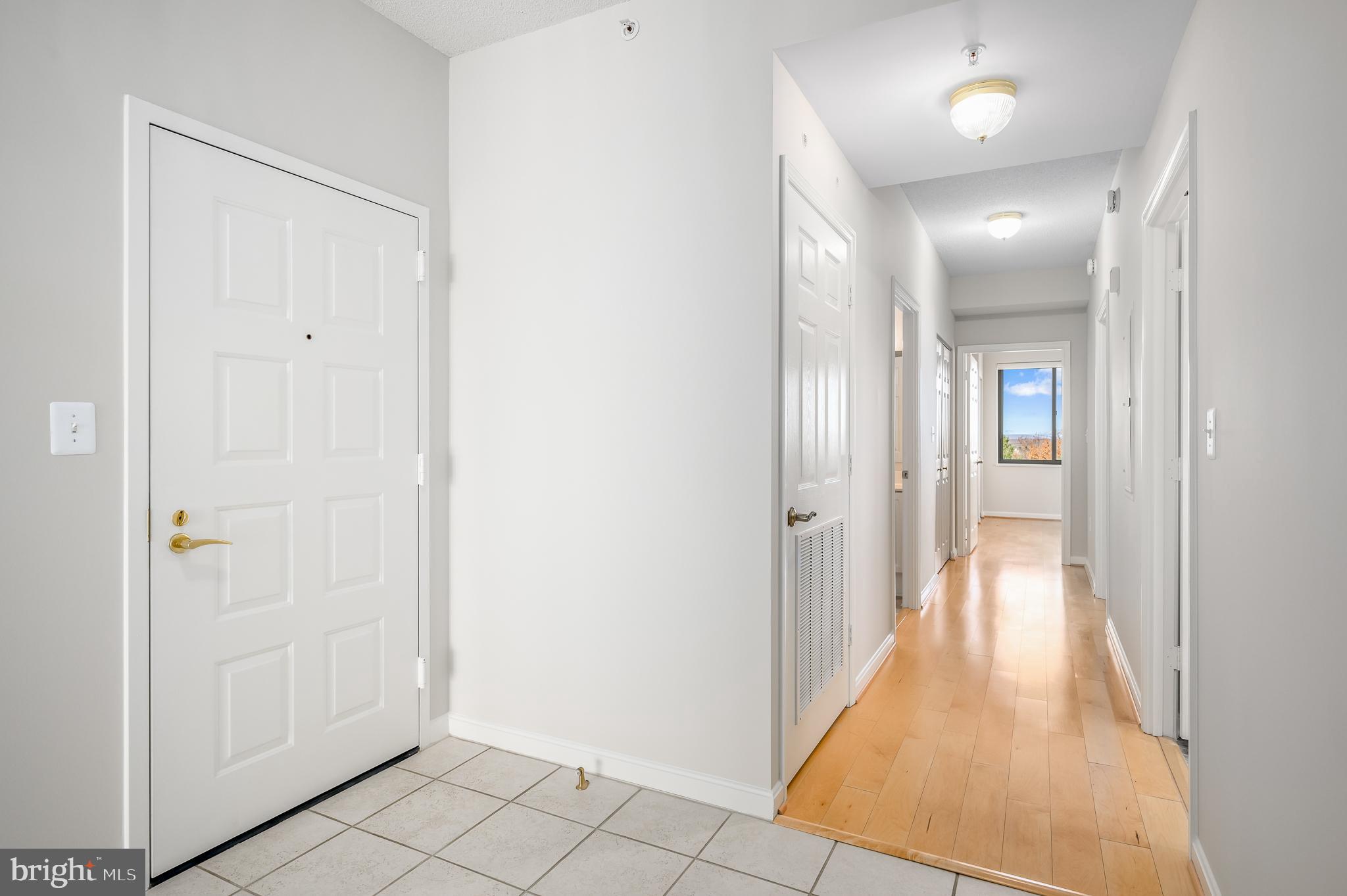 LANSDOWNE WOODS - Residential Lease