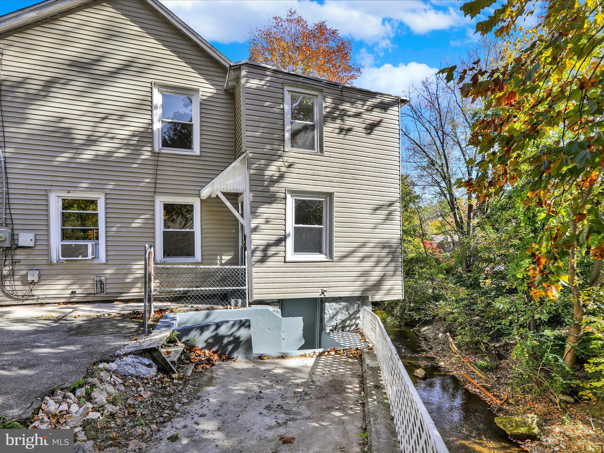 120 E WYOMISSING AVENUE