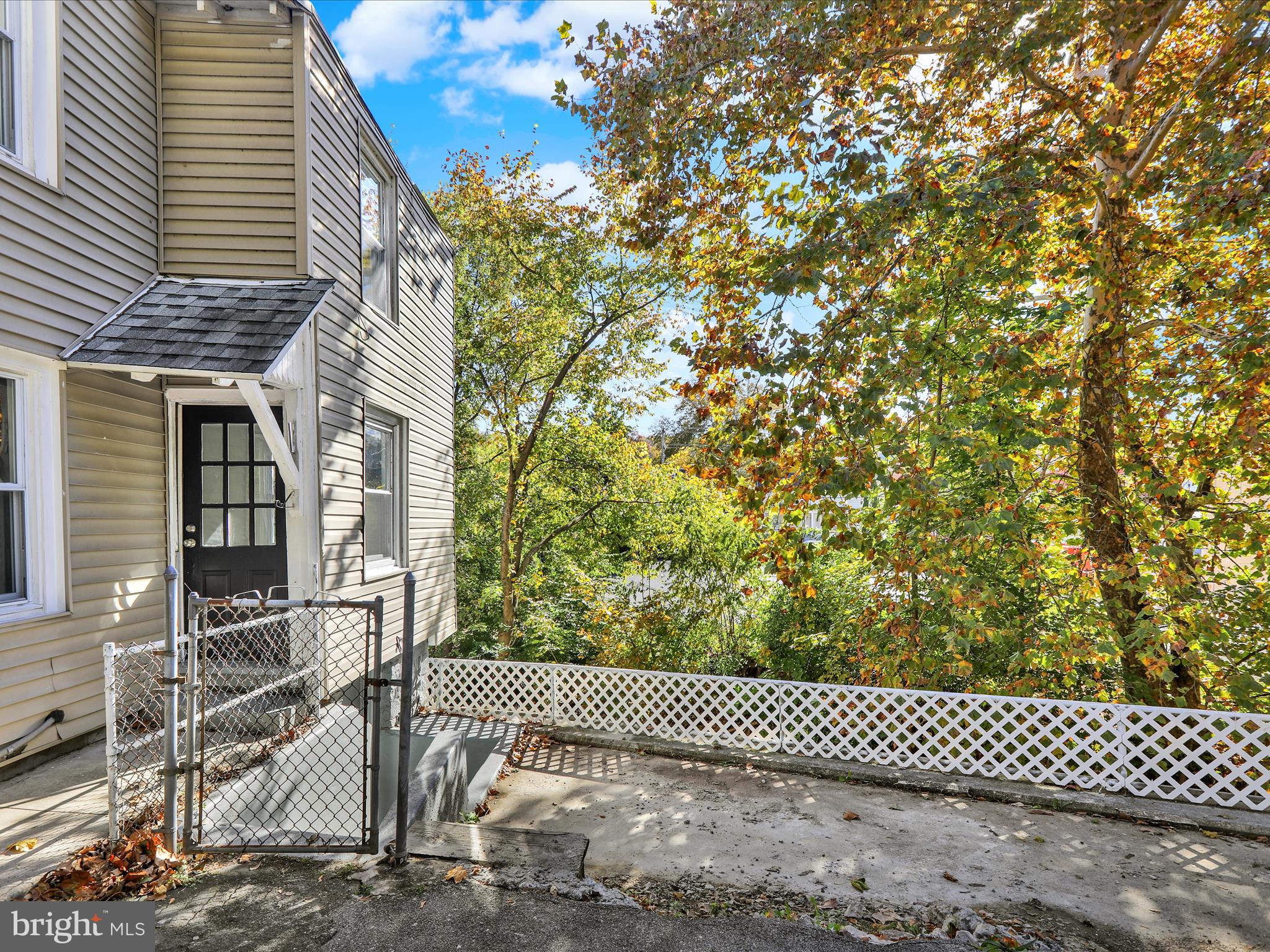 120 E WYOMISSING AVENUE