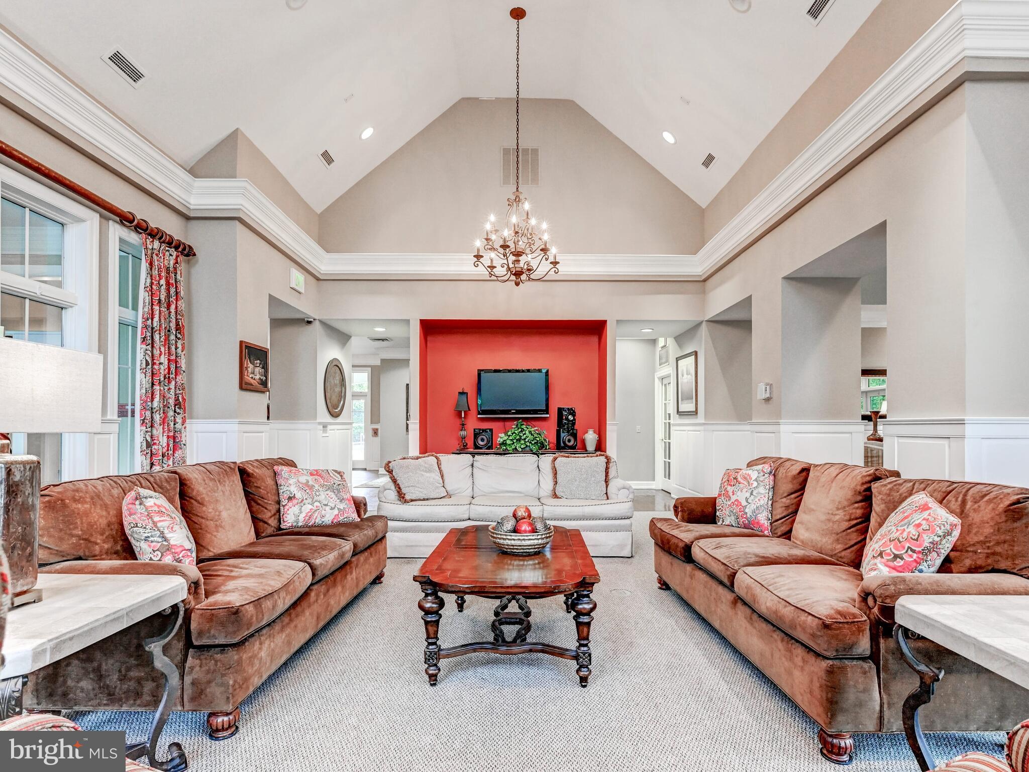 ELLICOTT MEADOWS - Residential