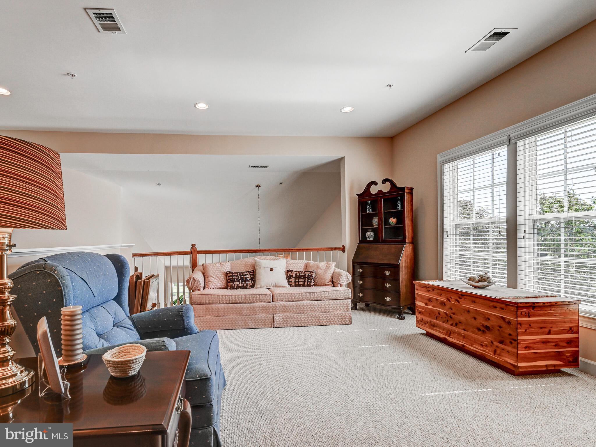 ELLICOTT MEADOWS - Residential