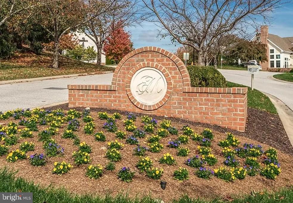 ELLICOTT MEADOWS - Residential