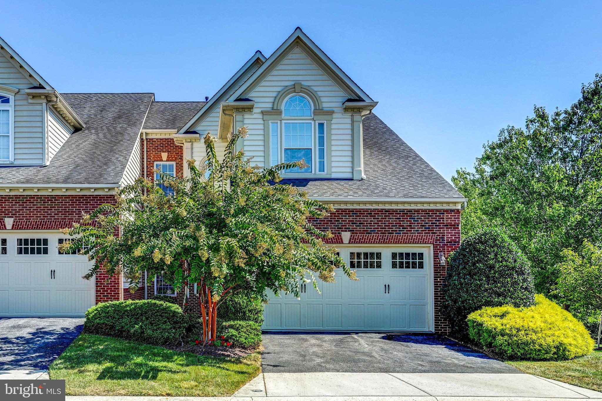 ELLICOTT MEADOWS - Residential