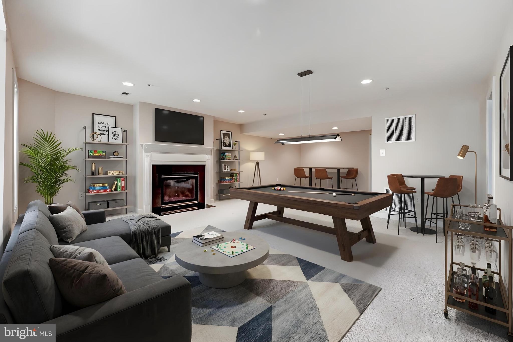 ELLICOTT MEADOWS - Residential