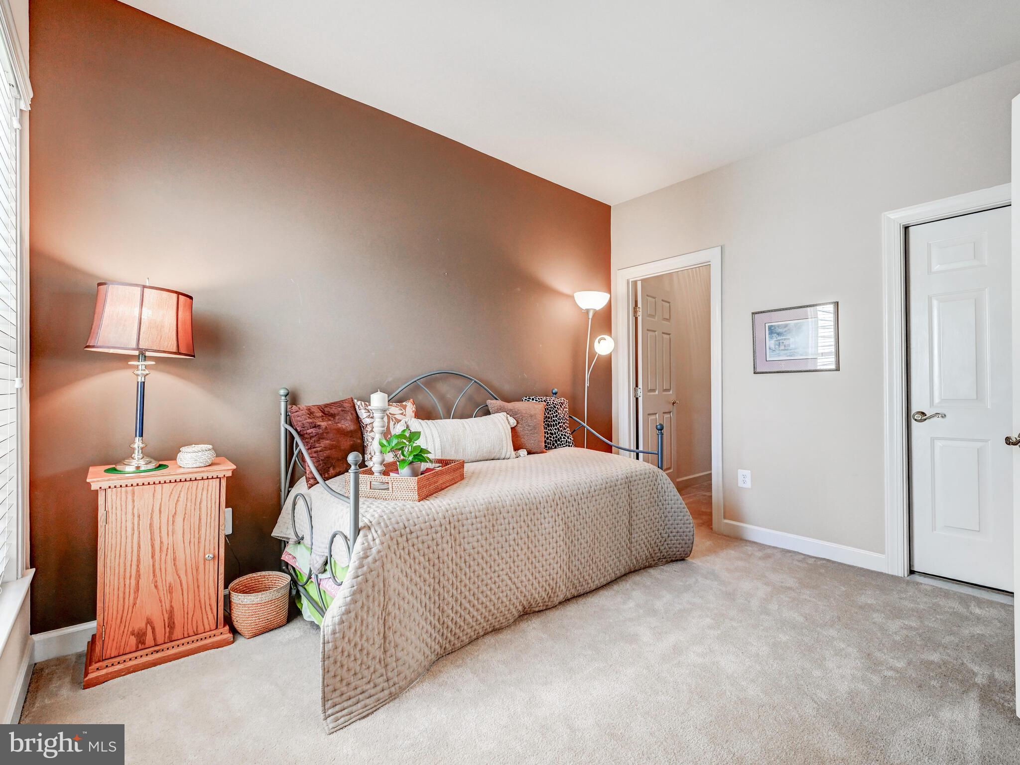 ELLICOTT MEADOWS - Residential