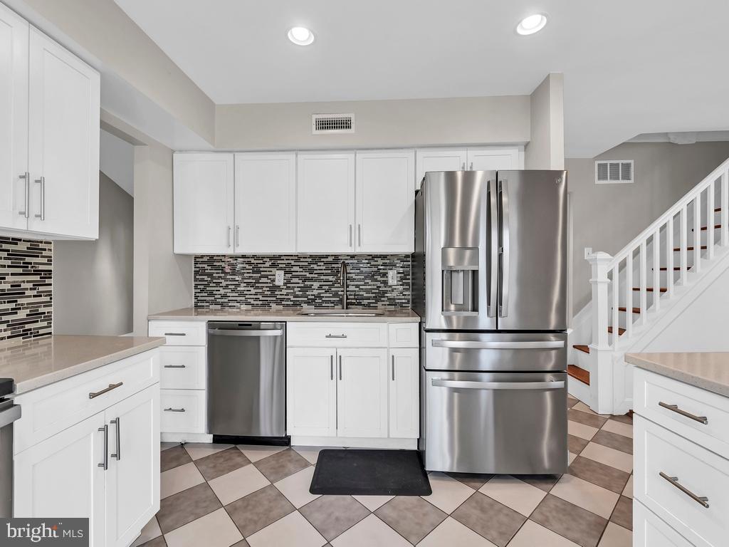 POINTER RIDGE - Residential Lease