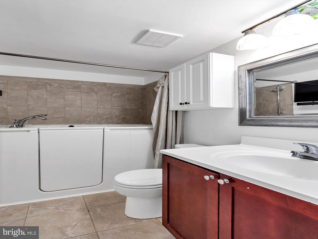 POINTER RIDGE - Residential Lease