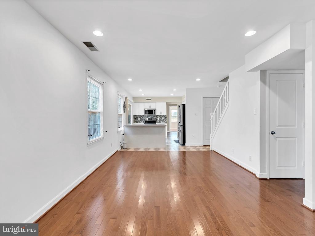 POINTER RIDGE - Residential Lease