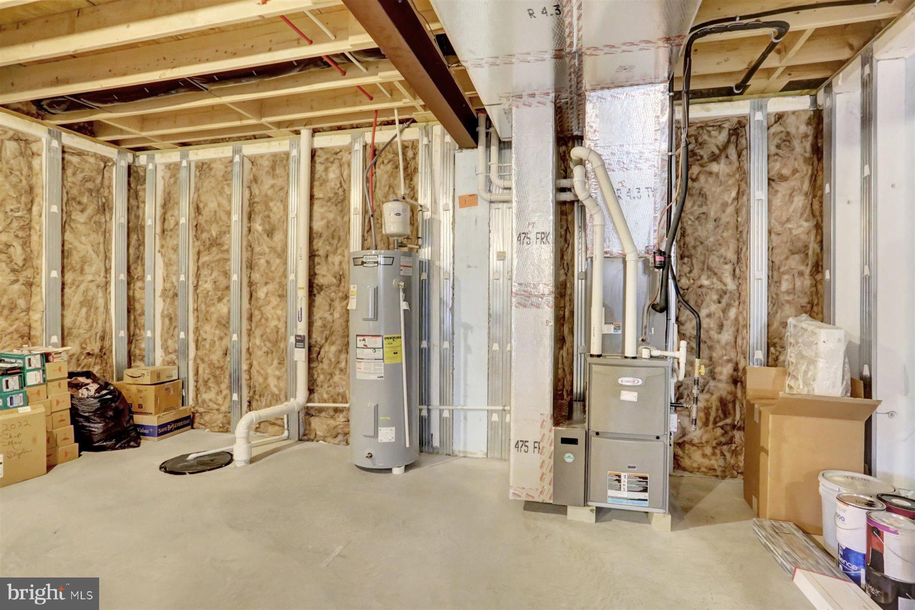 CORTLAND PARK AT WINDING HILLS - Residential