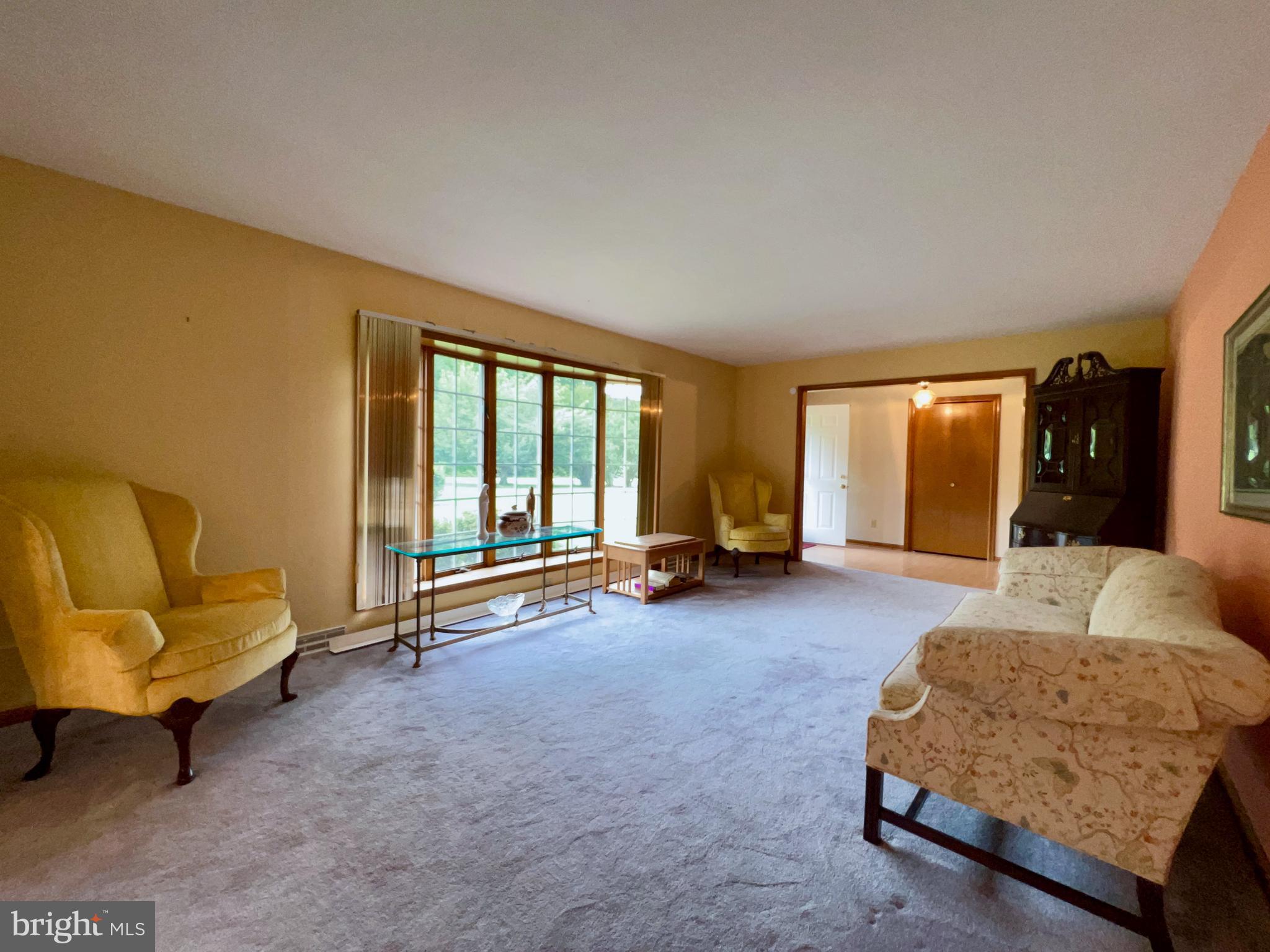 QUEEN TREE LANDING - Residential