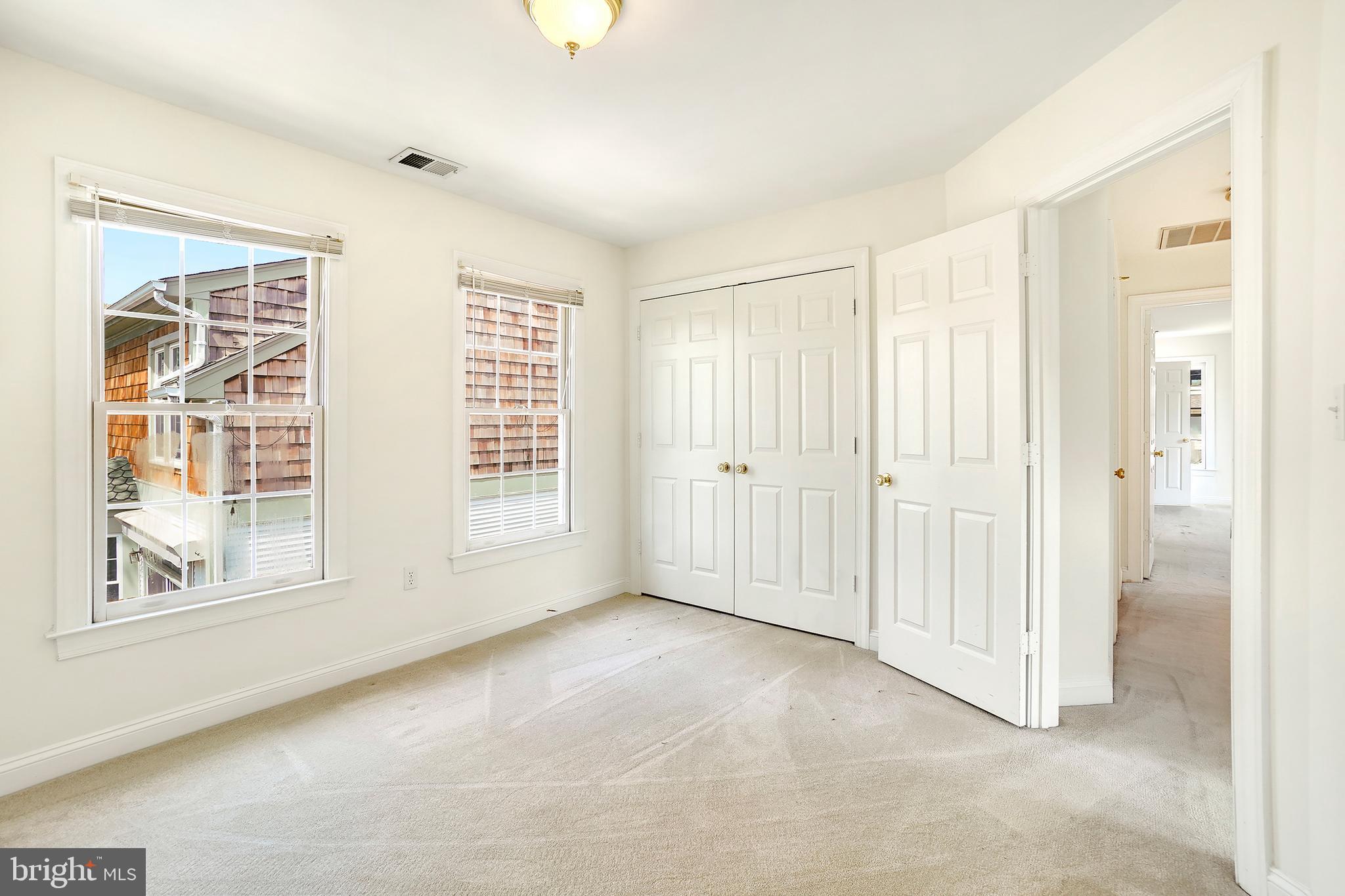 DOUGLAS ESTATES - Residential