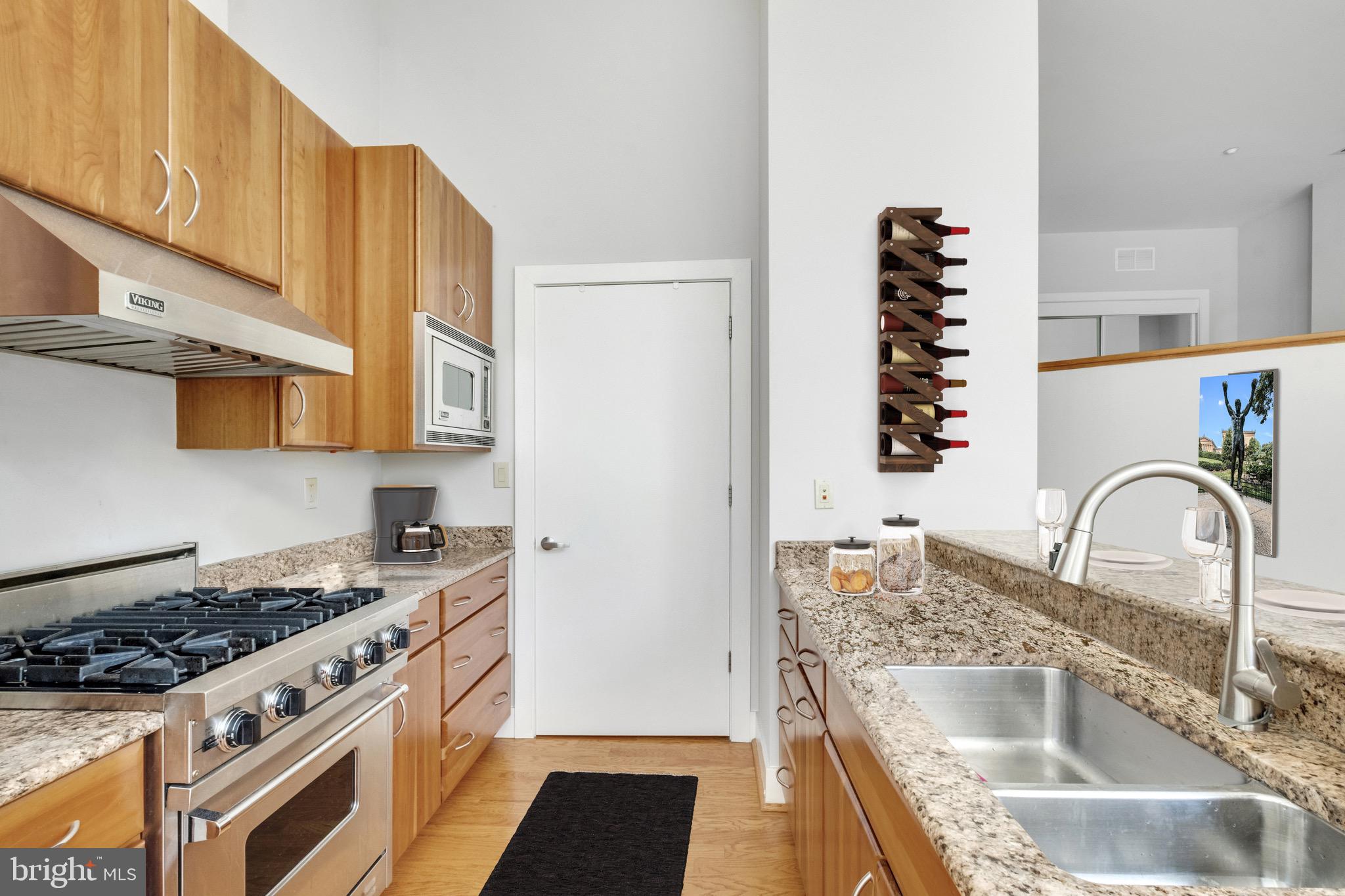 23 S 23RD STREET 2E
