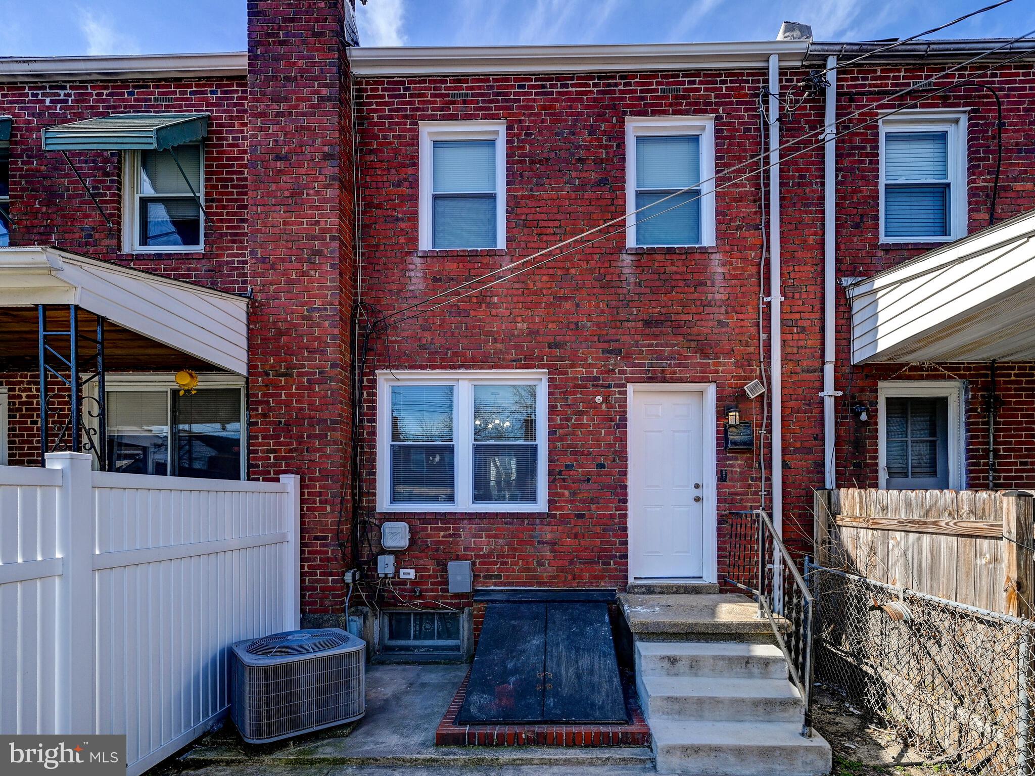 DUNDALK VILLAGE - Residential