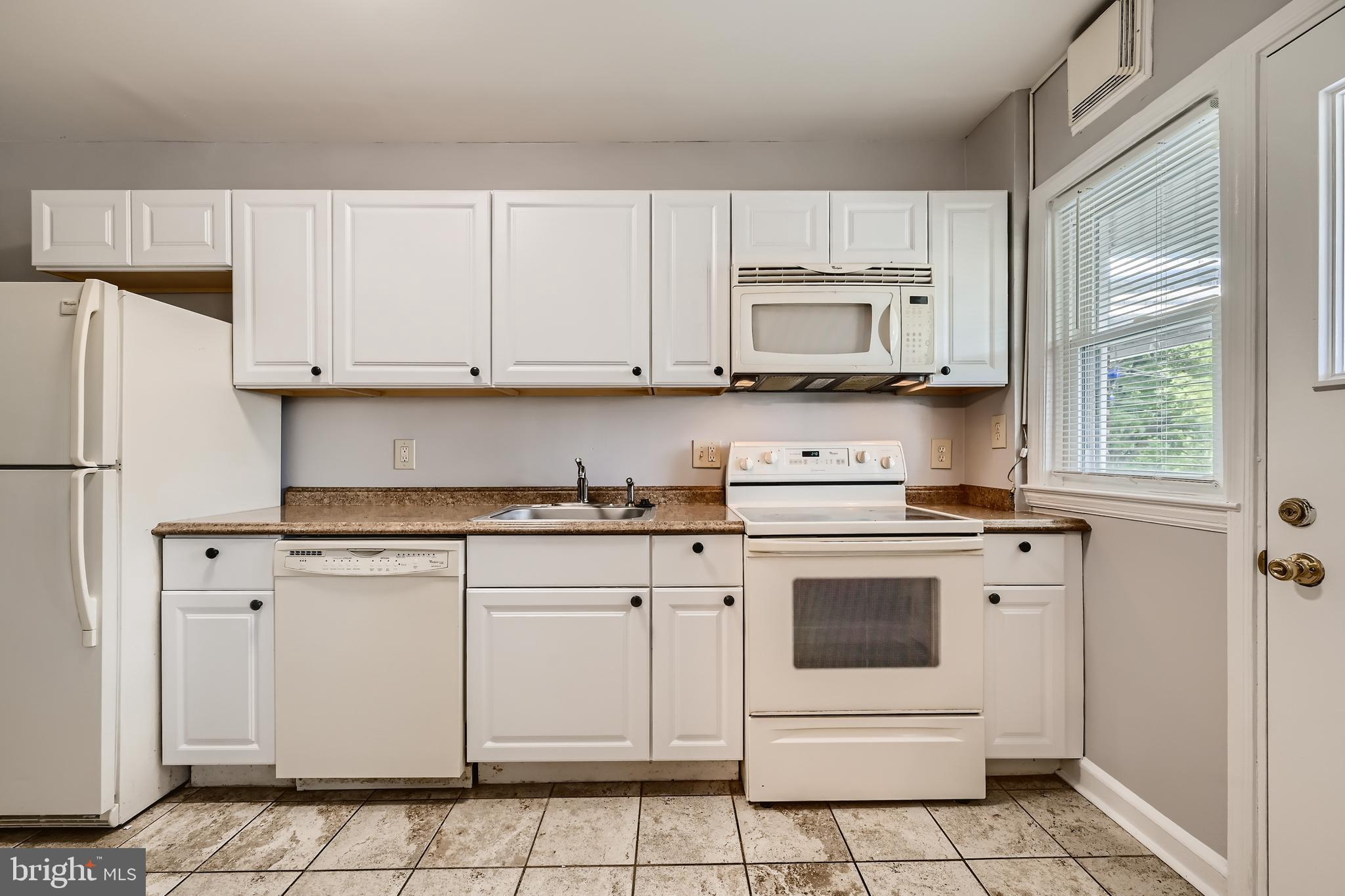 HAMPDEN HISTORIC DISTRICT - Residential