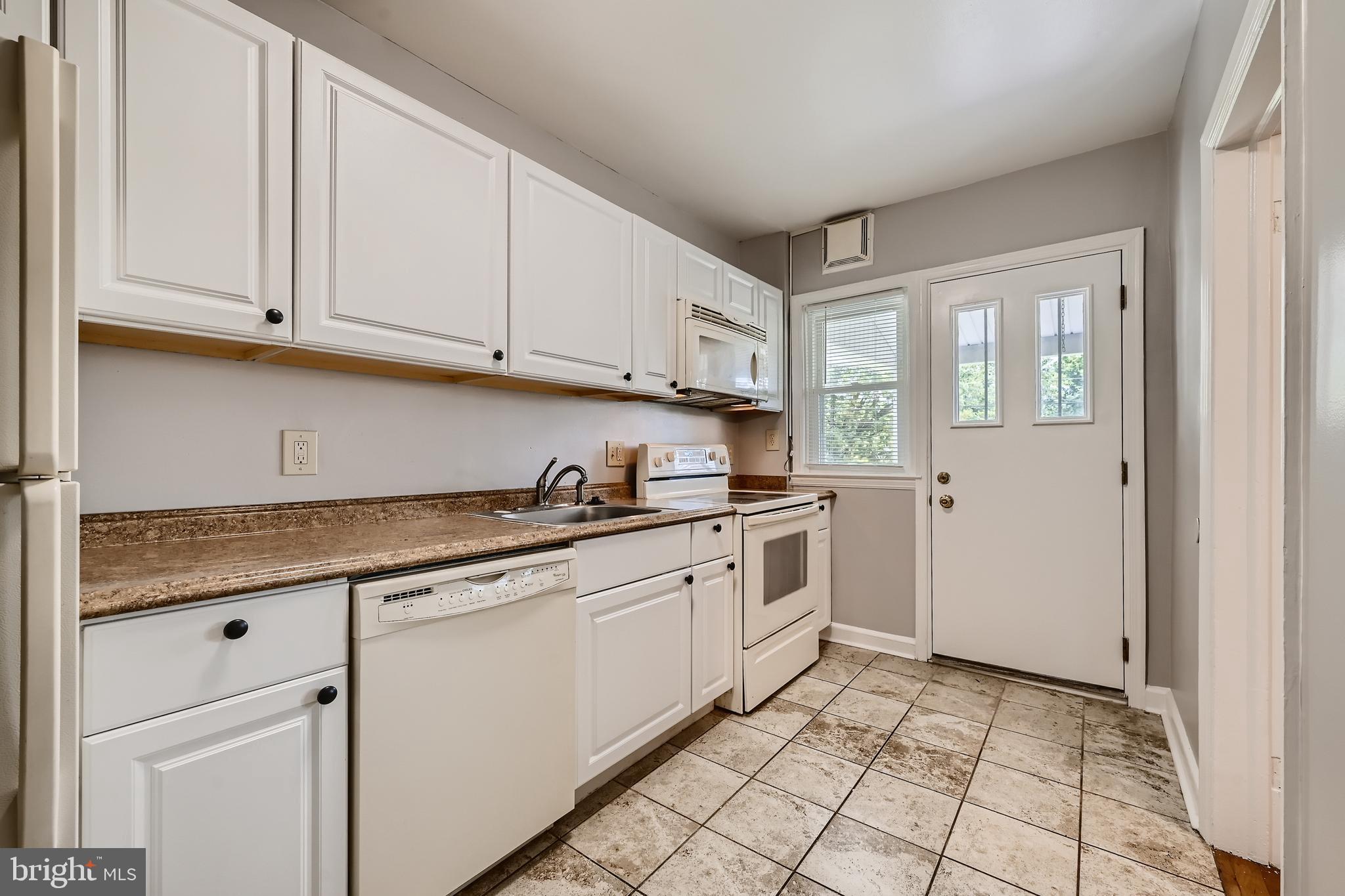 HAMPDEN HISTORIC DISTRICT - Residential