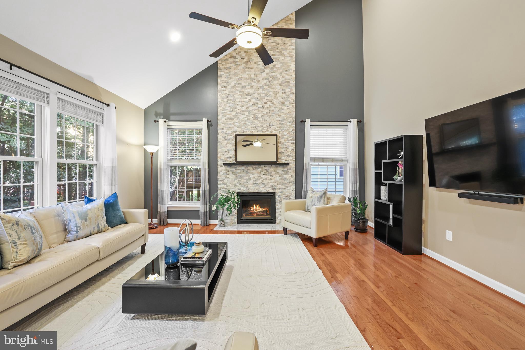 HIGHLAND OAKS - Residential