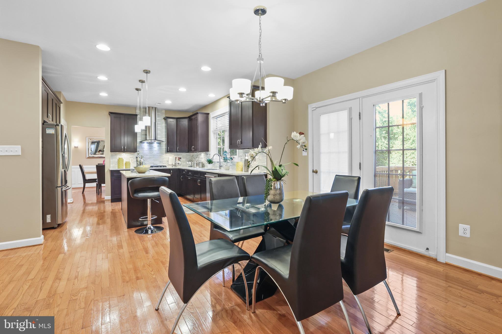 HIGHLAND OAKS - Residential