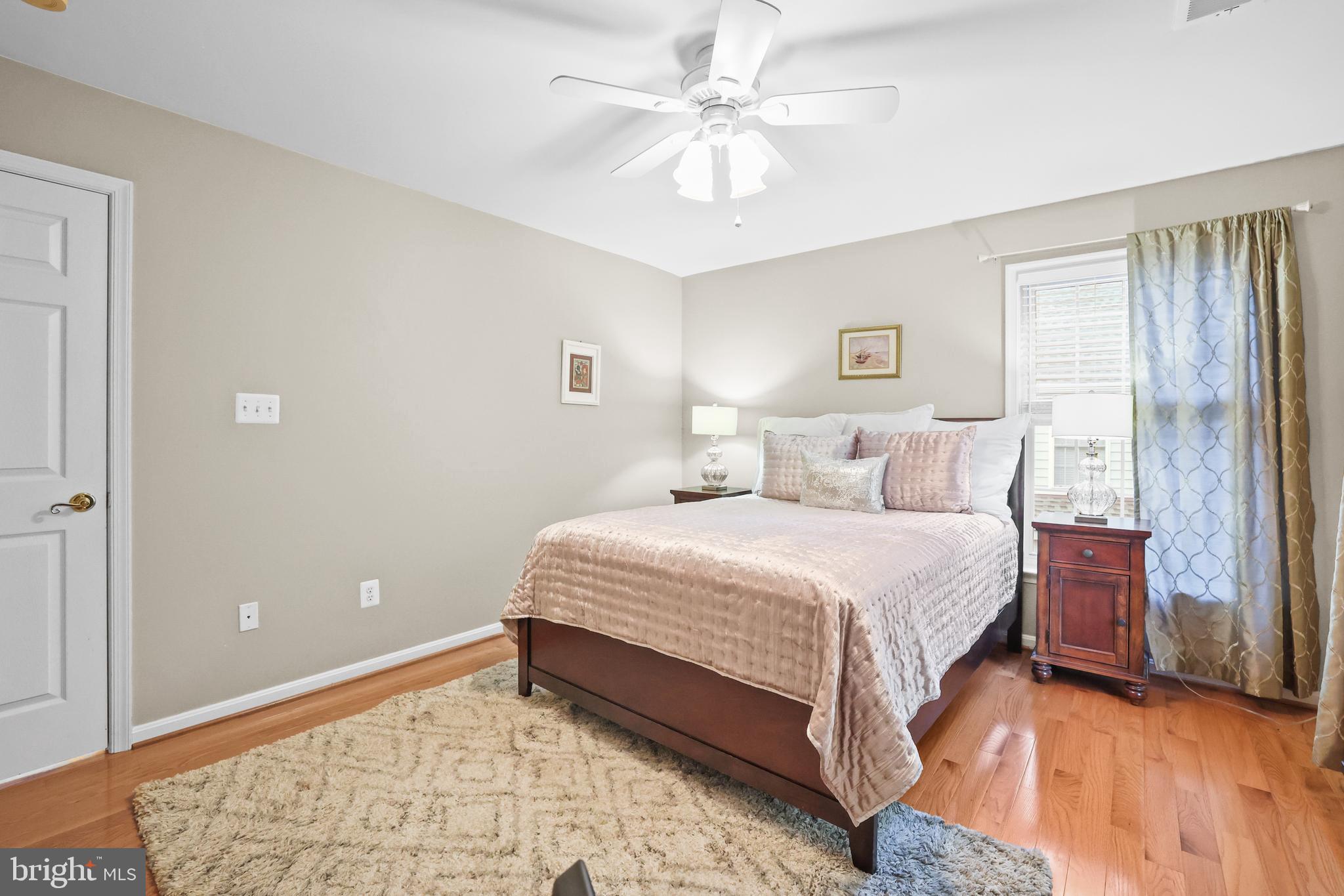 HIGHLAND OAKS - Residential